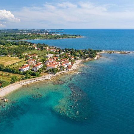 Charming Stone Cottage By The Sea Umag Ngoại thất bức ảnh