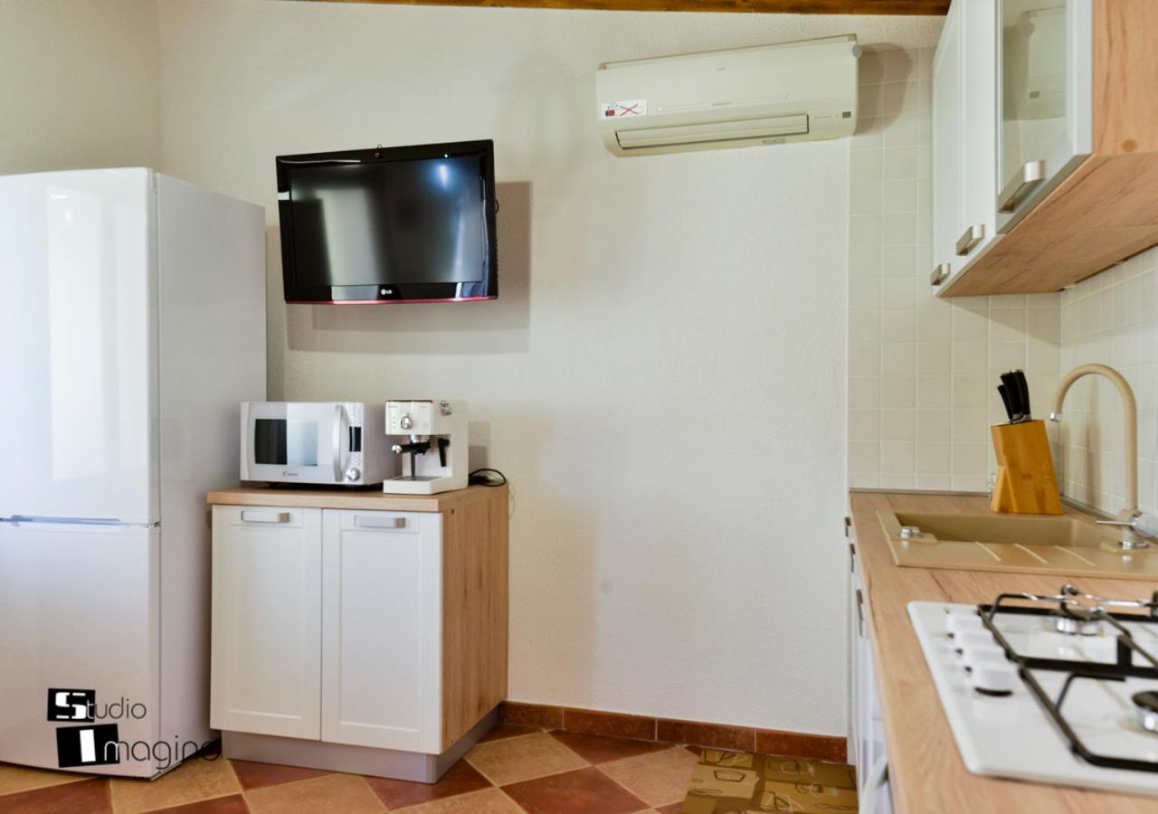 Charming Stone Cottage By The Sea Umag Ngoại thất bức ảnh