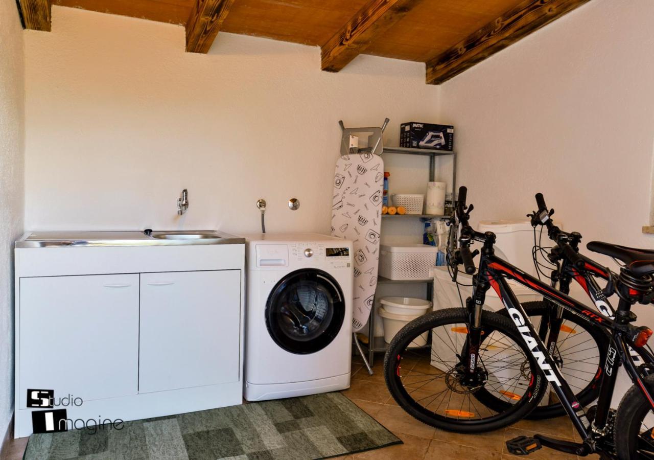 Charming Stone Cottage By The Sea Umag Ngoại thất bức ảnh