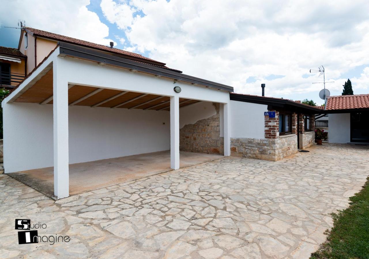 Charming Stone Cottage By The Sea Umag Ngoại thất bức ảnh