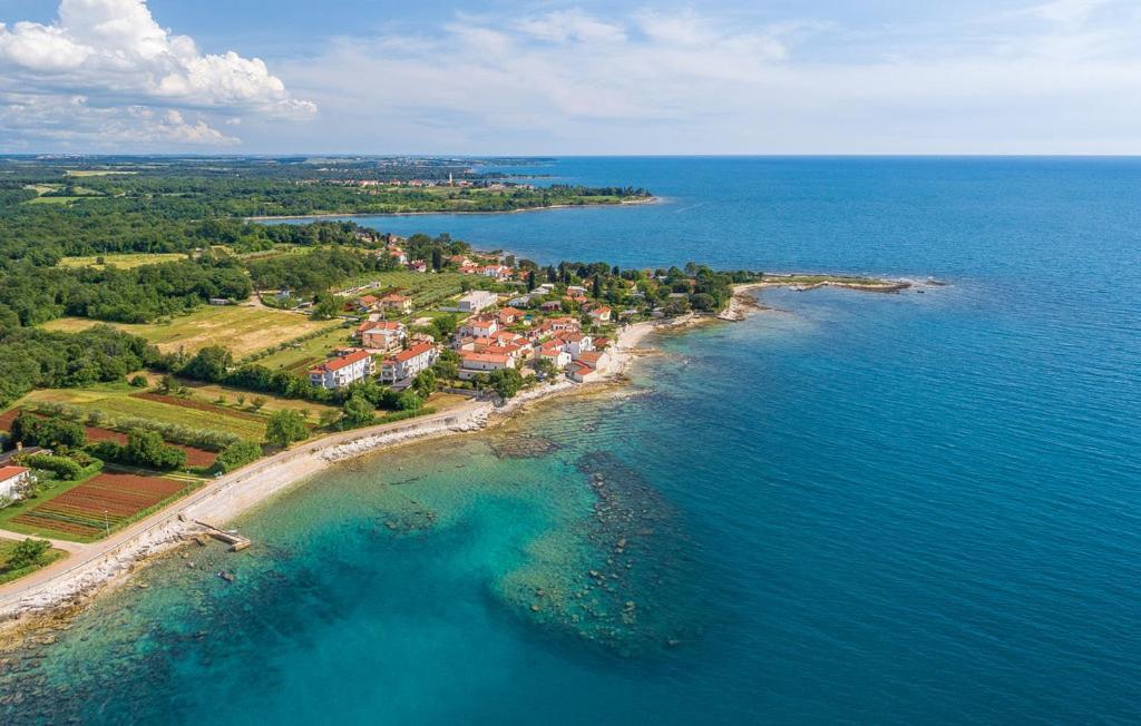 Charming Stone Cottage By The Sea Umag Ngoại thất bức ảnh